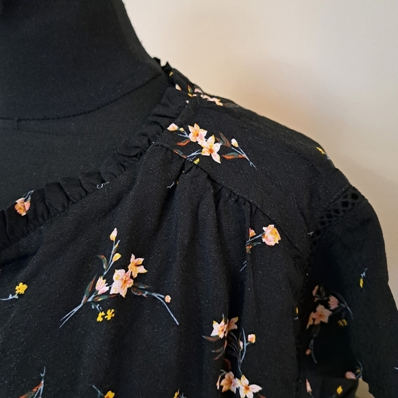 Buffalo David Bitton Floral Blouse Lightweight Flowy Top XXL Black Pink - Picture 7 of 14